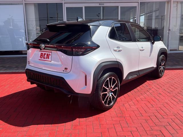 TOYOTA YARIS CROSS HYBRID GR SPORT