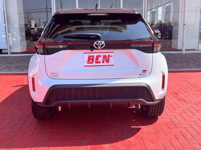 TOYOTA YARIS CROSS HYBRID GR SPORT