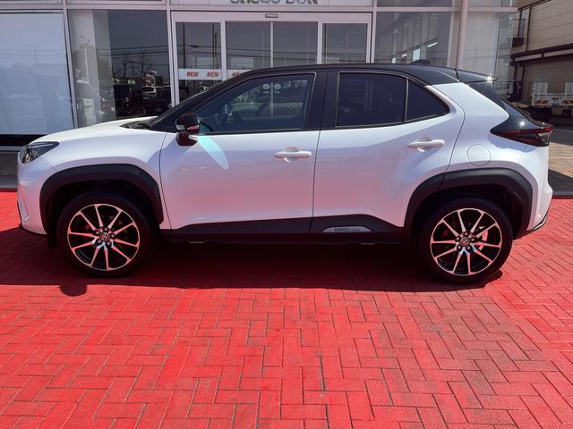 TOYOTA YARIS CROSS HYBRID GR SPORT