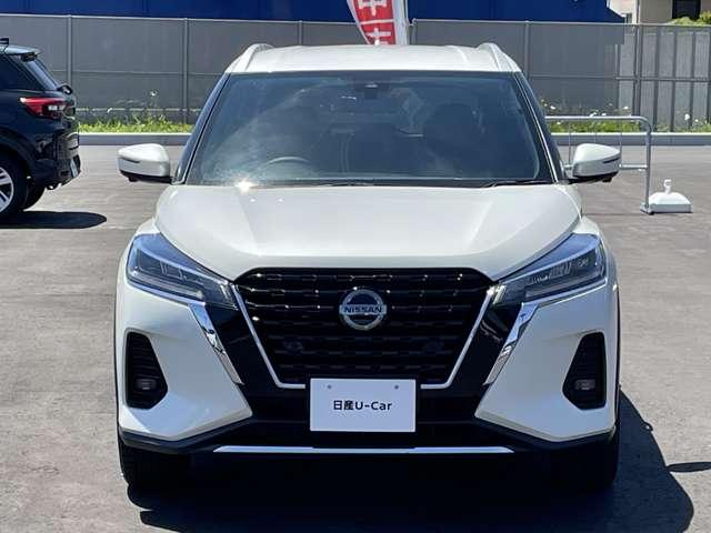 NISSAN KICKS X FOUR