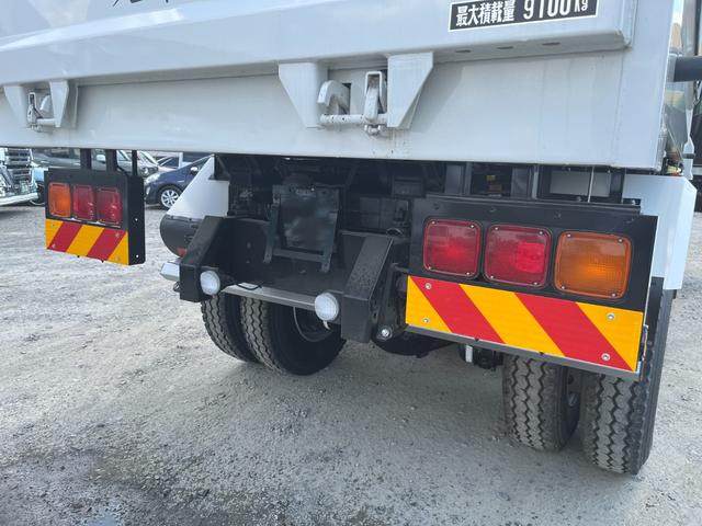ISUZU GIGA