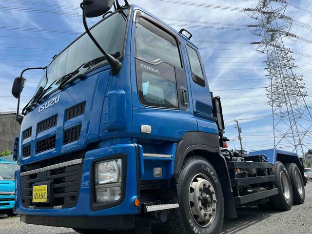ISUZU GIGA