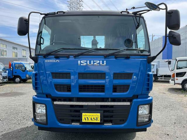 ISUZU GIGA