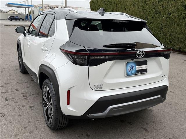 TOYOTA YARIS CROSS HYBRID Z ADVENTURE