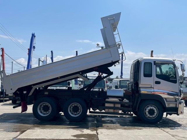 ISUZU GIGA