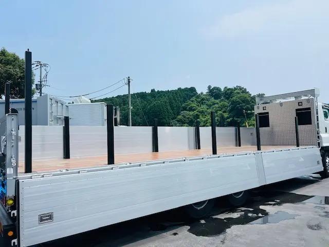 ISUZU GIGA