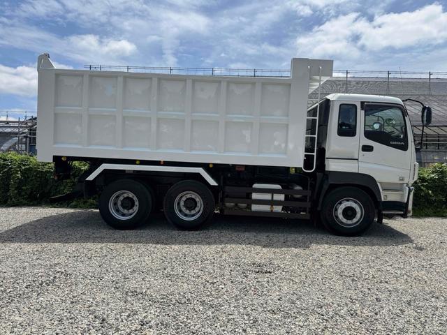 ISUZU GIGA