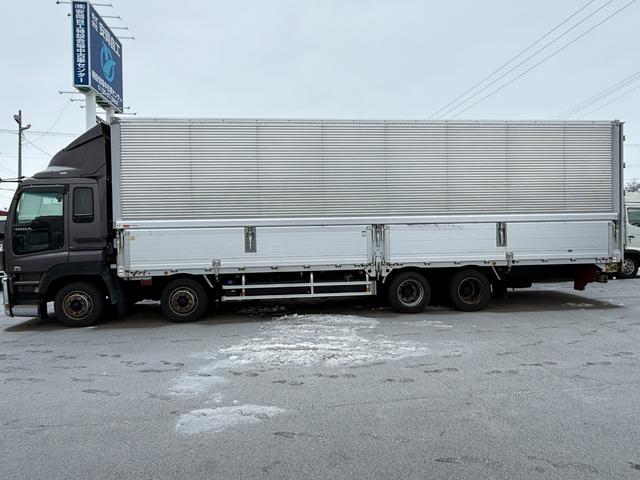 ISUZU GIGA