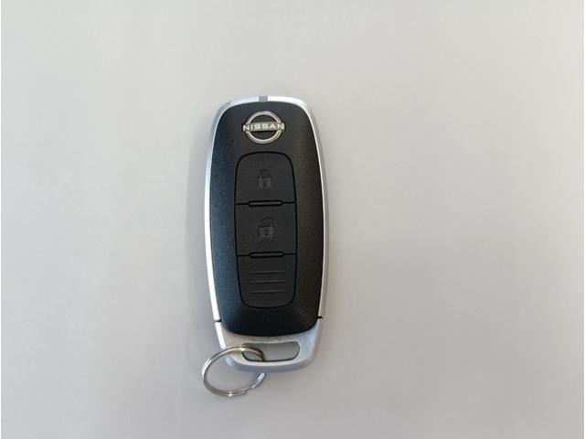 NISSAN NOTE X