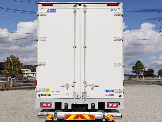 ISUZU GIGA