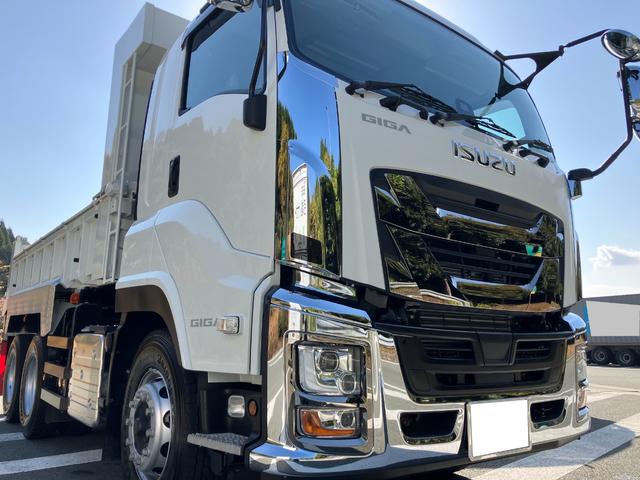 ISUZU GIGA