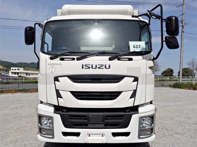 ISUZU GIGA
