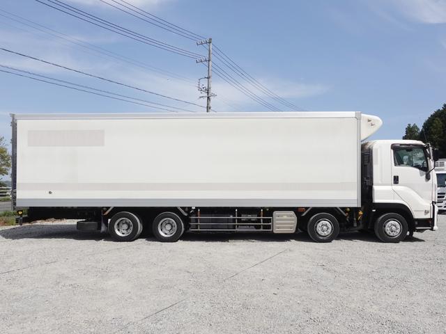 ISUZU GIGA