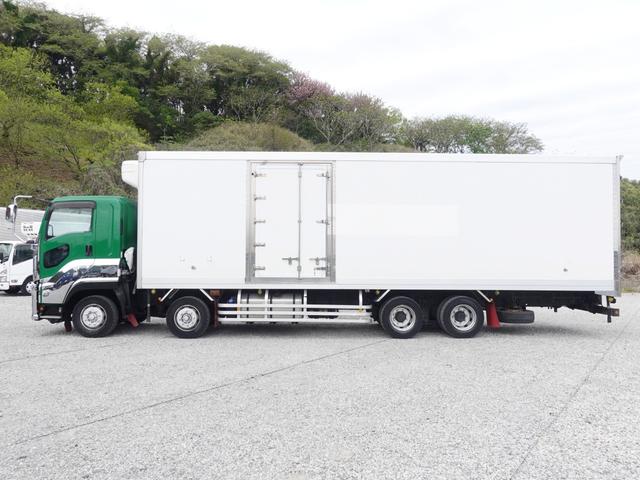 ISUZU GIGA