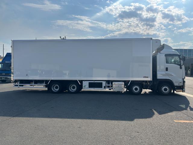 ISUZU GIGA
