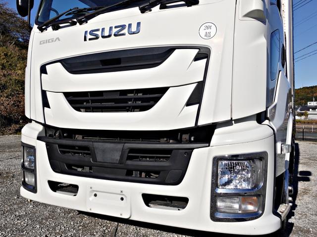 ISUZU GIGA