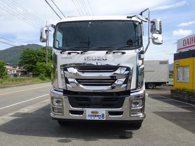 ISUZU GIGA