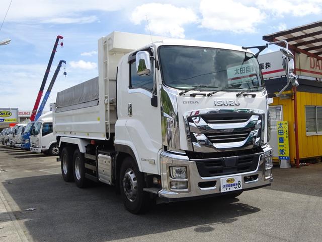ISUZU GIGA