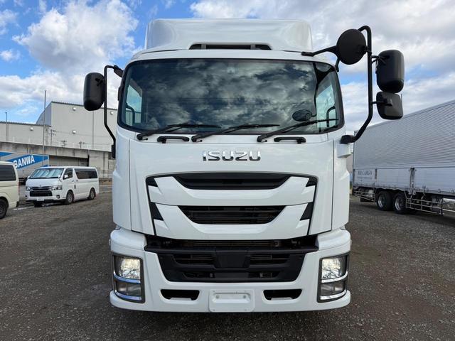 ISUZU GIGA