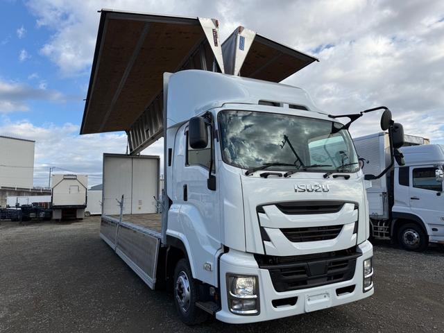 ISUZU GIGA