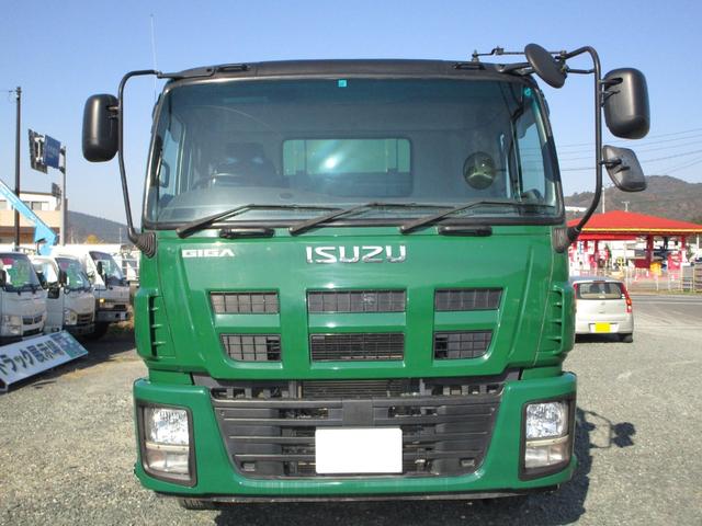 ISUZU GIGA