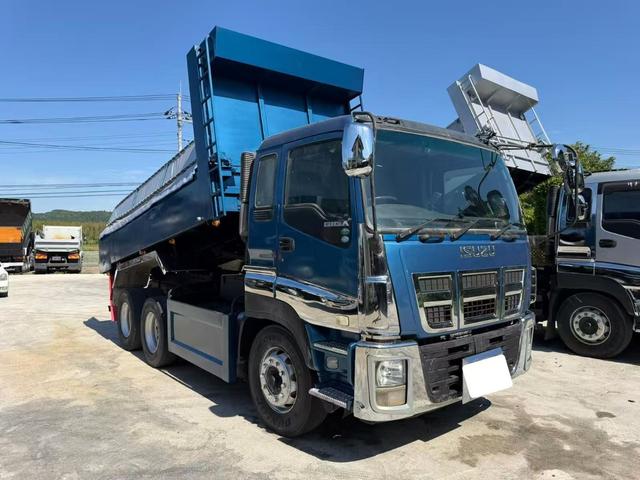 ISUZU GIGA