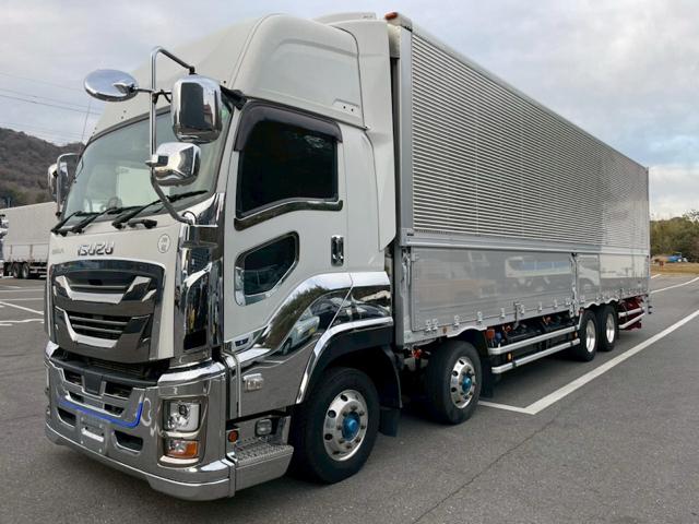ISUZU GIGA