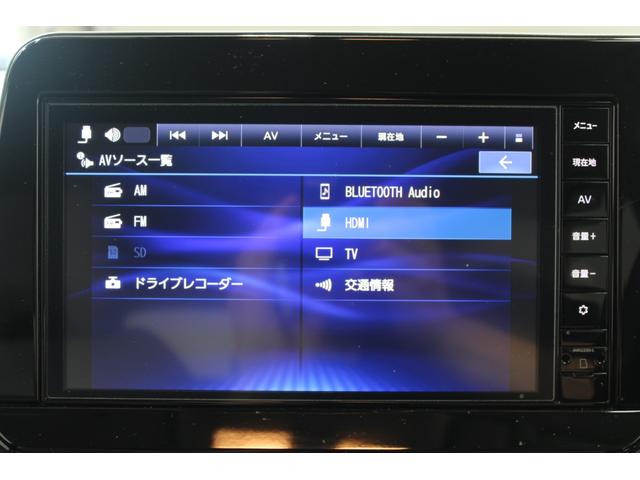 NISSAN AURA G FOUR