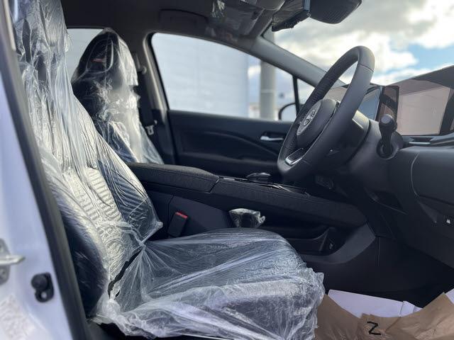 NISSAN AURA G LEATHER EDITION