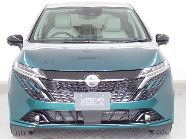 NISSAN AURA G FOUR