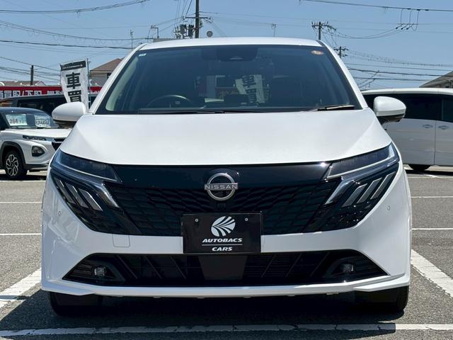 NISSAN AURA G 90TH ANNIVERSARY