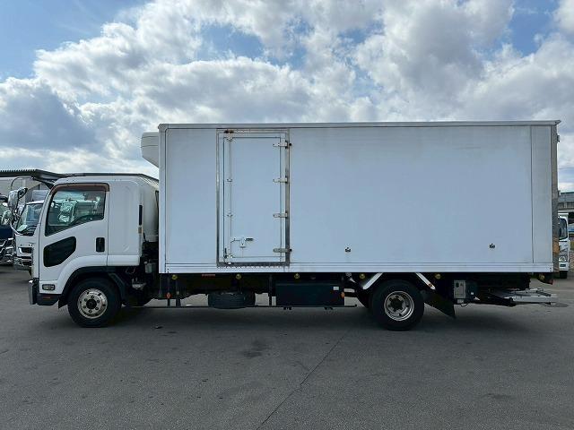 ISUZU FORWARD