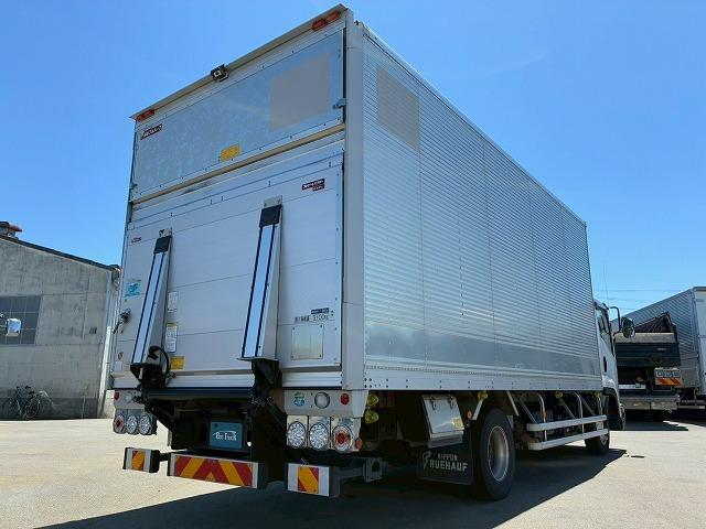 ISUZU FORWARD