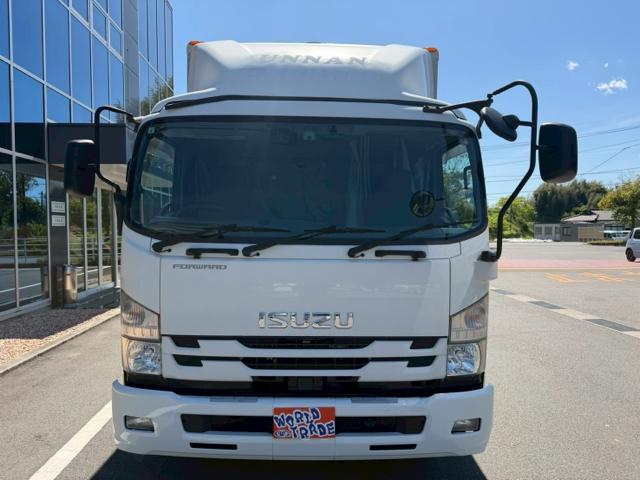ISUZU FORWARD