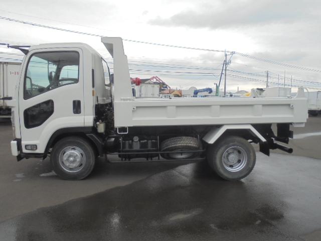 ISUZU FORWARD SHORT BUILD-UP DUMP