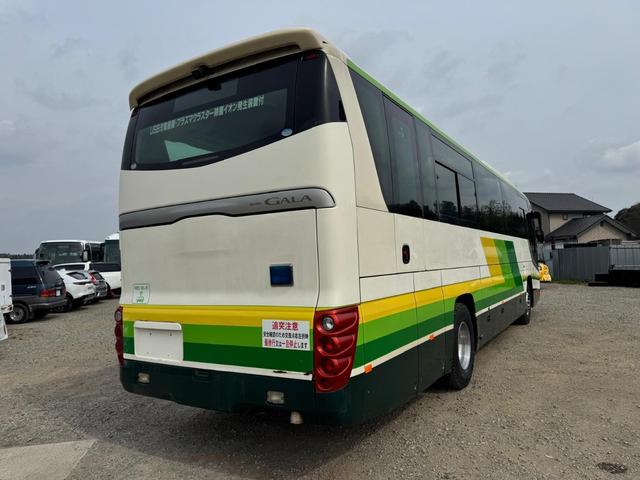 ISUZU GALA