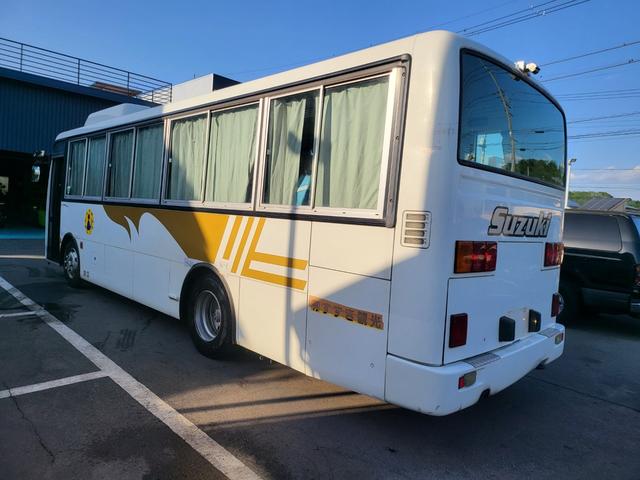 ISUZU GALA
