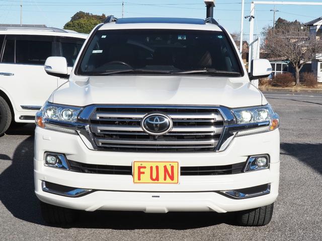 TOYOTA LAND CRUISER ZX