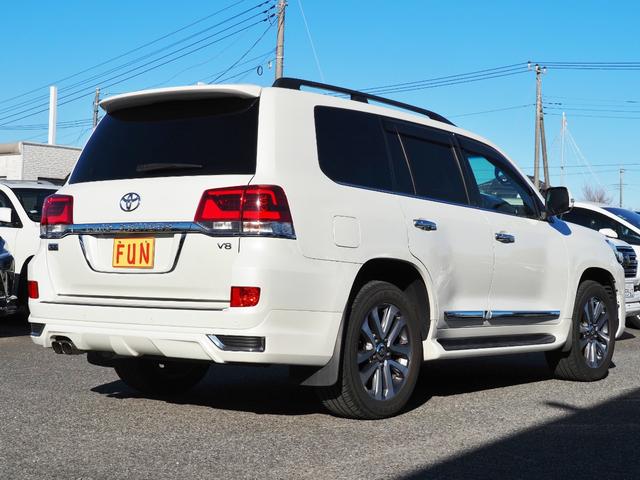 TOYOTA LAND CRUISER ZX