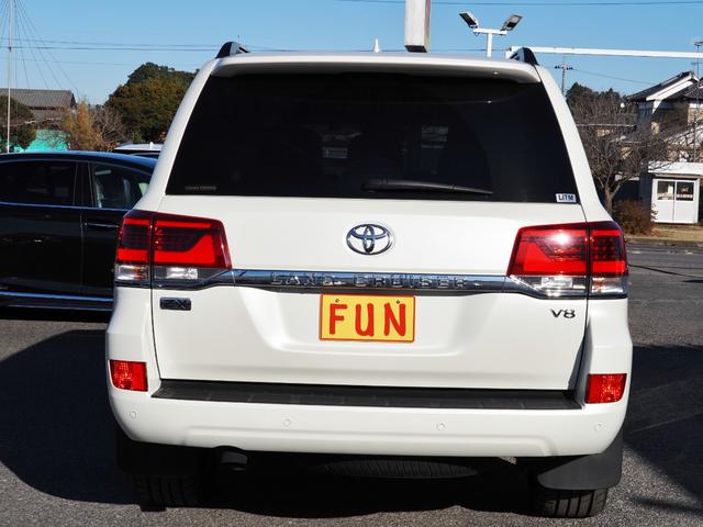 TOYOTA LAND CRUISER ZX