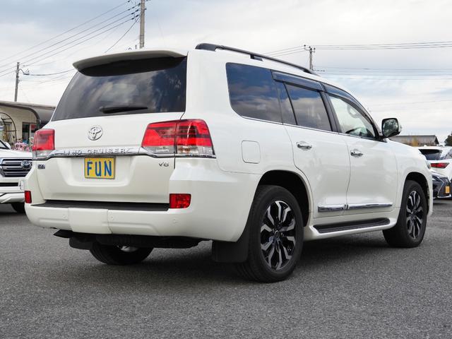 TOYOTA LAND CRUISER ZX