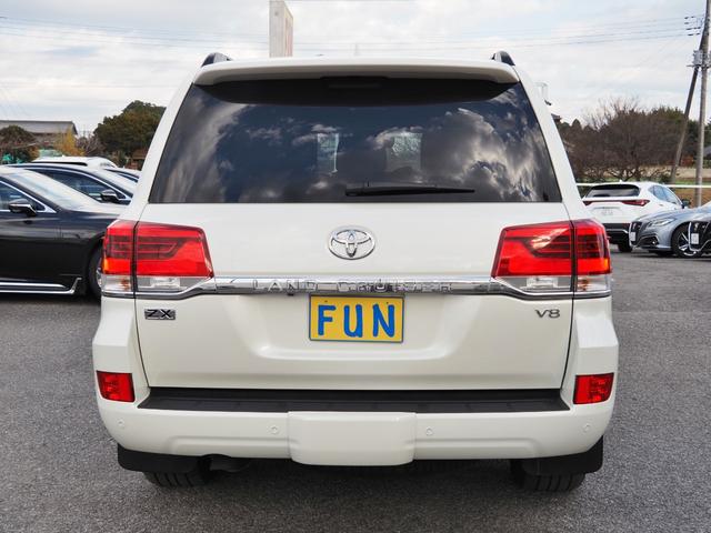 TOYOTA LAND CRUISER ZX
