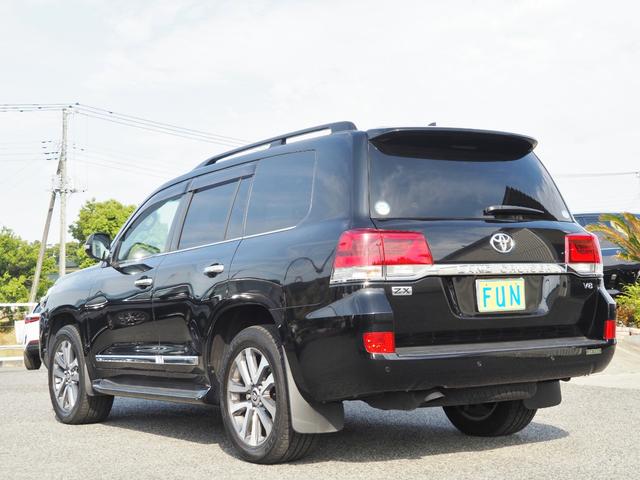 TOYOTA LAND CRUISER ZX
