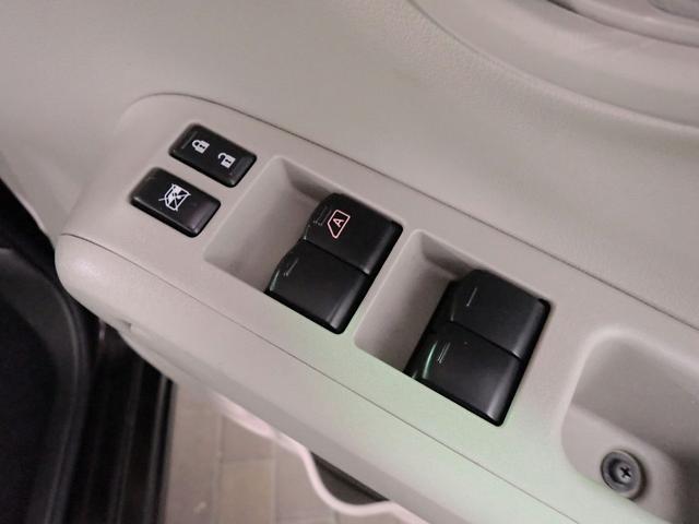 NISSAN CUBE 15X V SELECTION