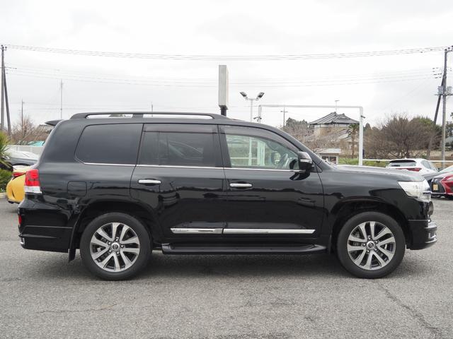 TOYOTA LAND CRUISER ZX