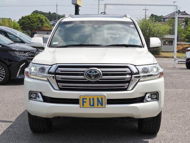 TOYOTA LAND CRUISER ZX