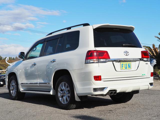 TOYOTA LAND CRUISER AX