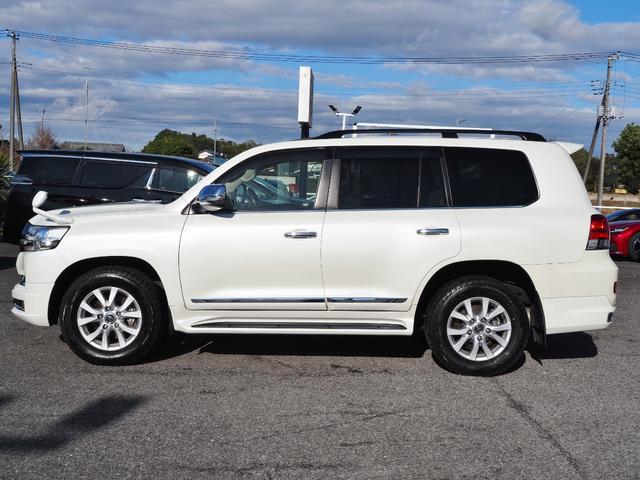 TOYOTA LAND CRUISER AX