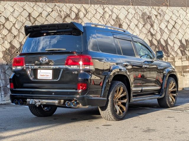 TOYOTA LAND CRUISER AX