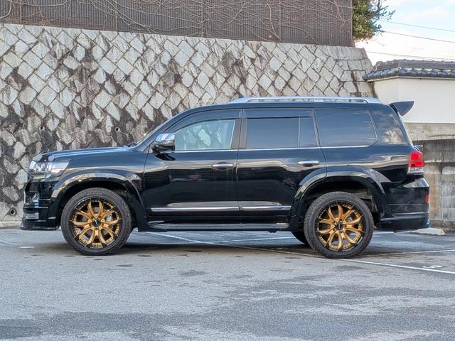 TOYOTA LAND CRUISER AX